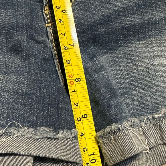 Denizen by Levi’s high rise shortie stretch Jean shorts size 27 - Picture 7 of 12